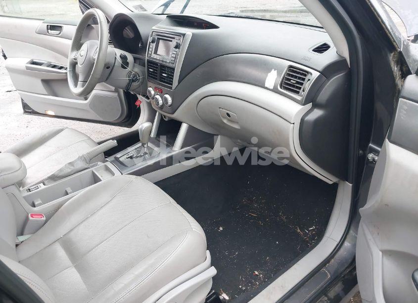 Photo 5 of 2013 Subaru Forester 2.5X LIMITED (VIN JF2SHAECXDH403678)