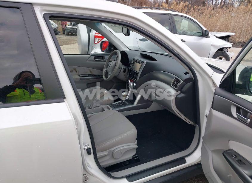 Photo 5 of 2012 Subaru Forester 2.5X LIMITED (VIN JF2SHAFC1CH426201)