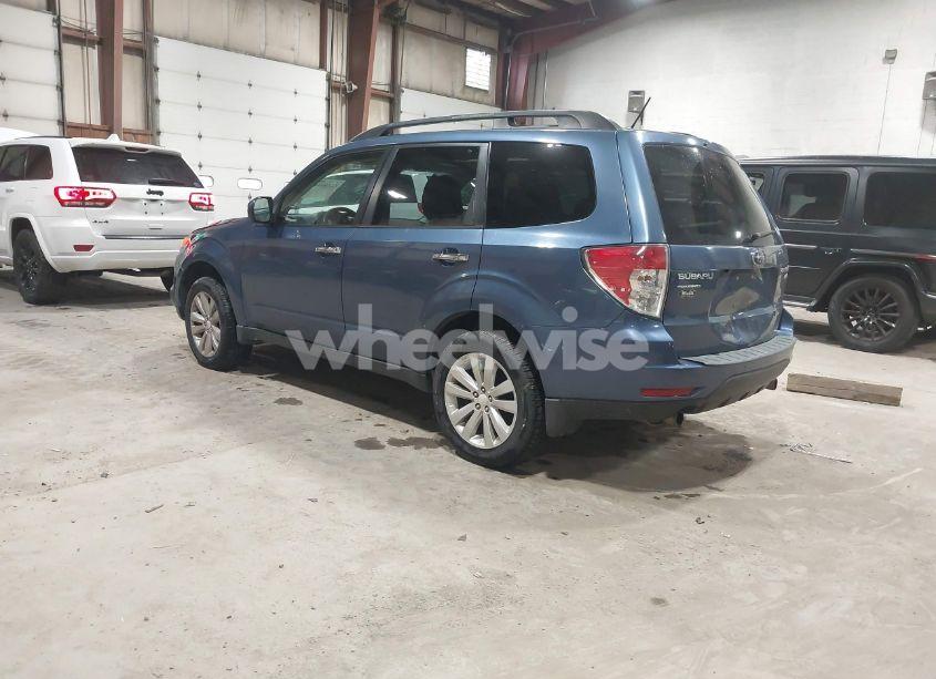 Photo 3 of 2012 Subaru Forester 2.5X LIMITED (VIN JF2SHAFC2CH414901)