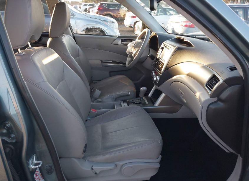 Photo 5 of 2012 Subaru Forester 2.5X LIMITED (VIN JF2SHAFC4CH432431)