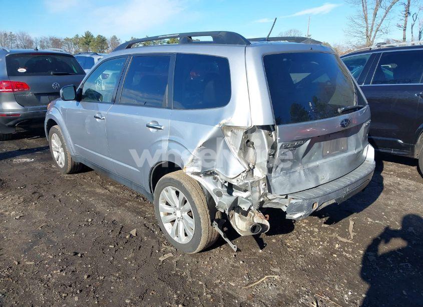 Photo 3 of 2012 Subaru Forester 2.5X LIMITED (VIN JF2SHAFC7CH410195)