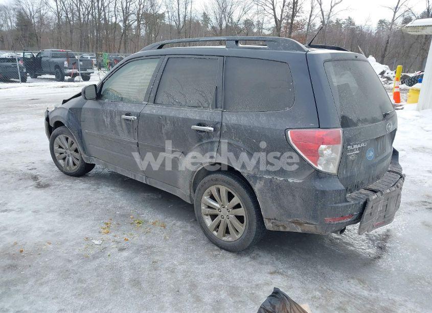 Photo 3 of 2011 Subaru Forester 2.5X LIMITED (VIN JF2SHAFC8BH752012)