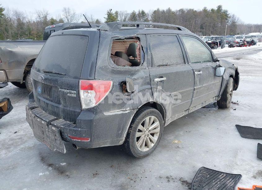 Photo 4 of 2011 Subaru Forester 2.5X LIMITED (VIN JF2SHAFC8BH752012)