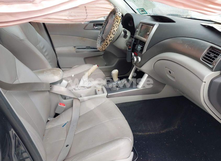 Photo 5 of 2011 Subaru Forester 2.5X LIMITED (VIN JF2SHAFC8BH752012)