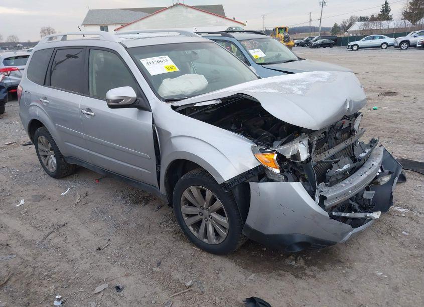 2013 Subaru Forester 2.5X TOURING (VIN JF2SHAGC3DH436969) main photo