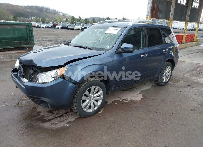 Photo 2 of 2011 Subaru Forester 2.5X TOURING (VIN JF2SHAGCXBH755296)
