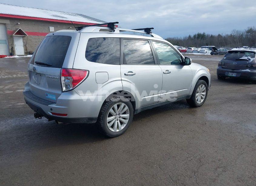 Photo 4 of 2011 Subaru Forester 2.5X TOURING (VIN JF2SHAGCXBH759011)