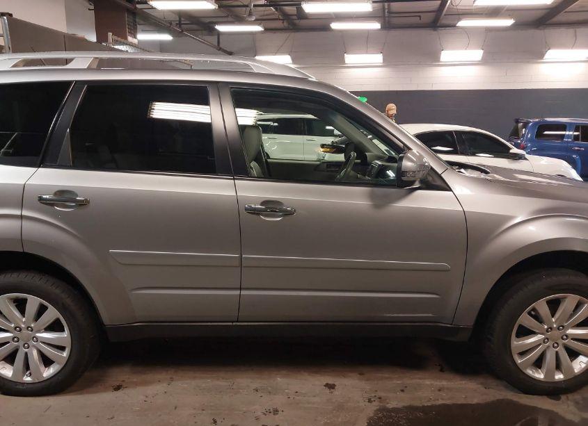 Photo 14 of 2011 Subaru Forester 2.5X TOURING (VIN JF2SHAHC0BH750316)