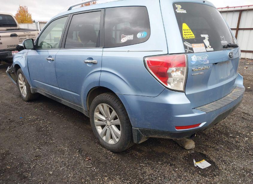 Photo 3 of 2012 Subaru Forester 2.5X TOURING (VIN JF2SHAHC0CH448235)