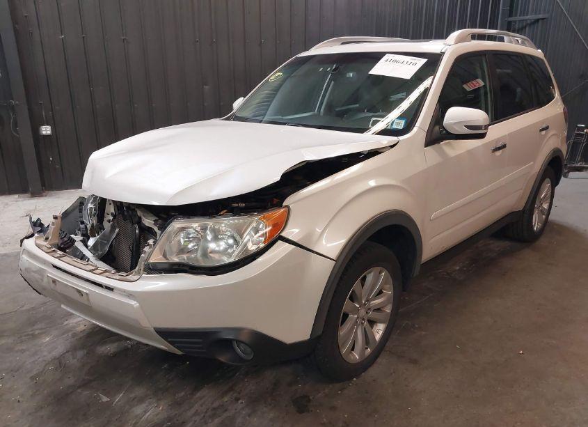 Photo 2 of 2012 Subaru Forester 2.5X TOURING (VIN JF2SHAHC1CH413011)