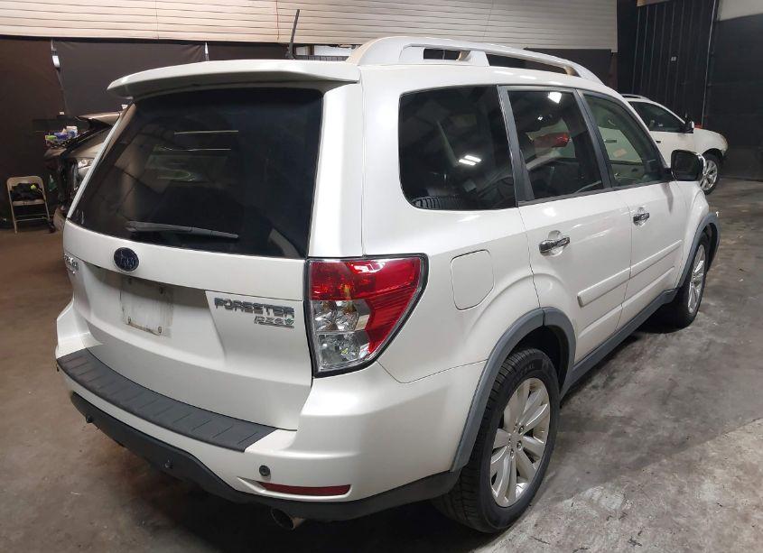 Photo 4 of 2012 Subaru Forester 2.5X TOURING (VIN JF2SHAHC1CH413011)