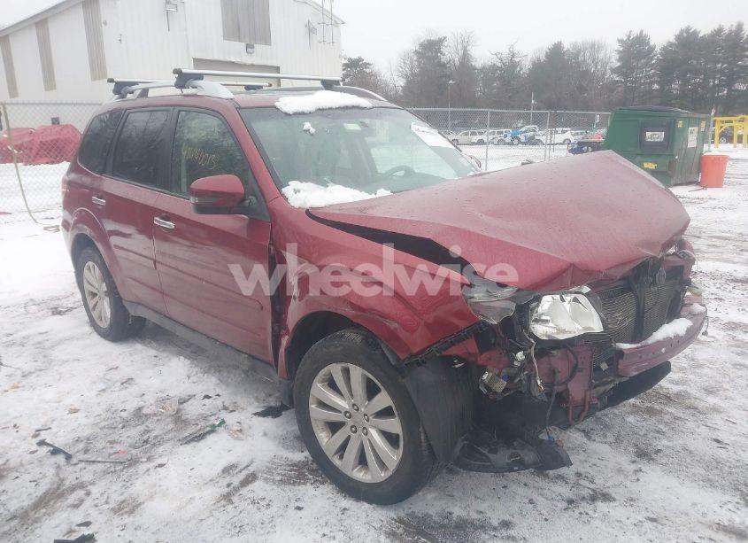 2011 Subaru Forester 2.5X TOURING (VIN JF2SHAHC4BH760749) main photo