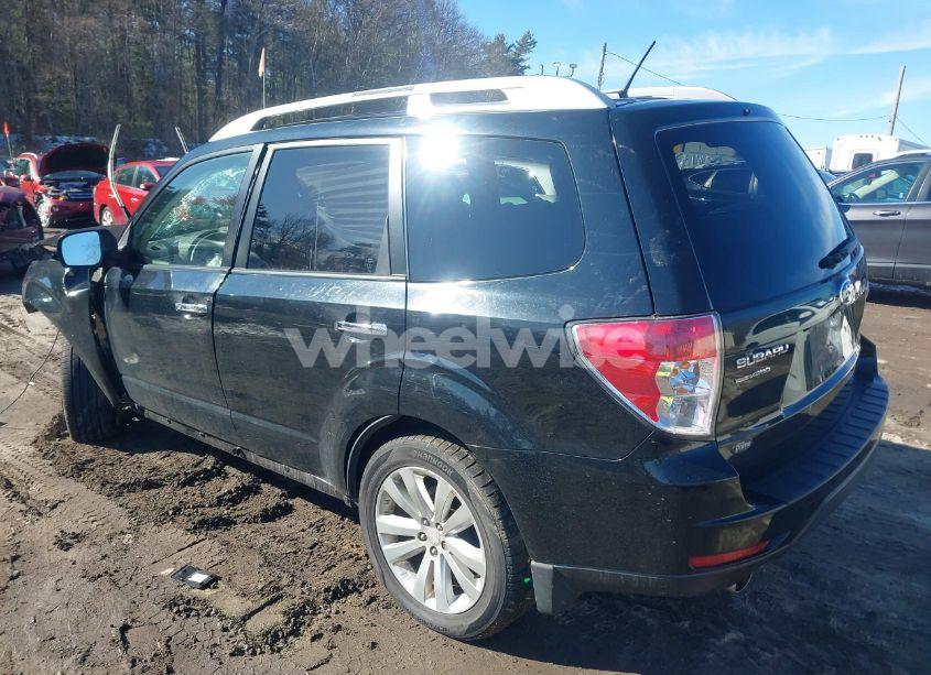 Photo 3 of 2011 Subaru Forester 2.5X TOURING (VIN JF2SHAHC4BH780337)