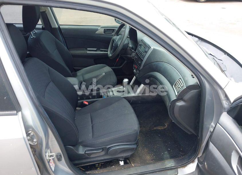 Photo 5 of 2013 Subaru Forester 2.5X (VIN JF2SHBAC5DH429066)