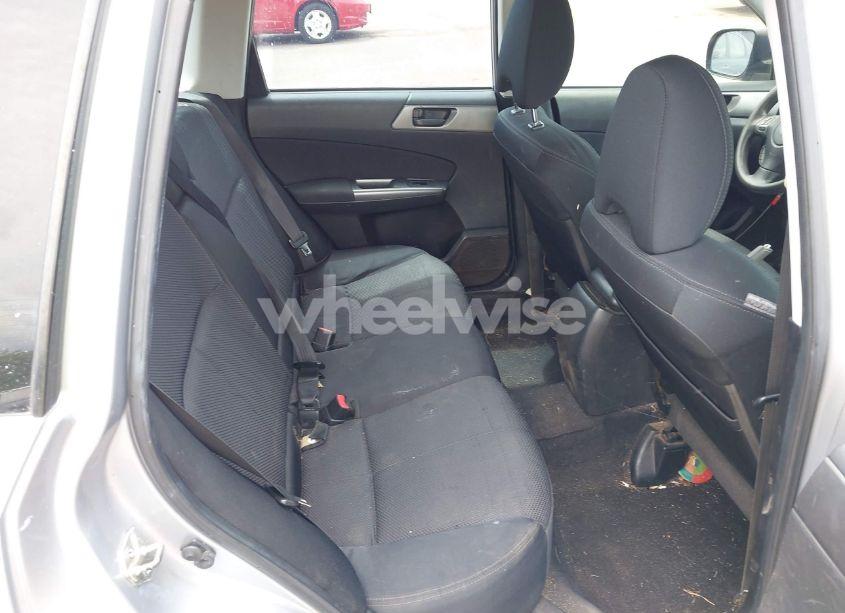 Photo 8 of 2013 Subaru Forester 2.5X (VIN JF2SHBAC5DH429066)