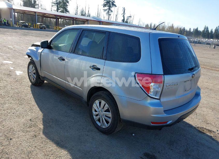 Photo 3 of 2013 Subaru Forester 2.5X (VIN JF2SHBAC8DH440224)