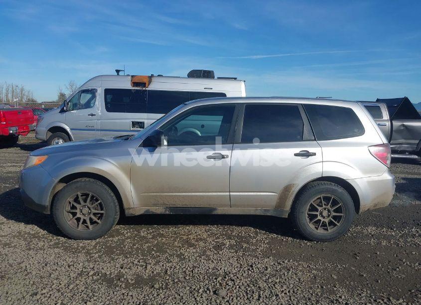 Photo 15 of 2012 Subaru Forester 2.5X (VIN JF2SHBAC9CH425553)