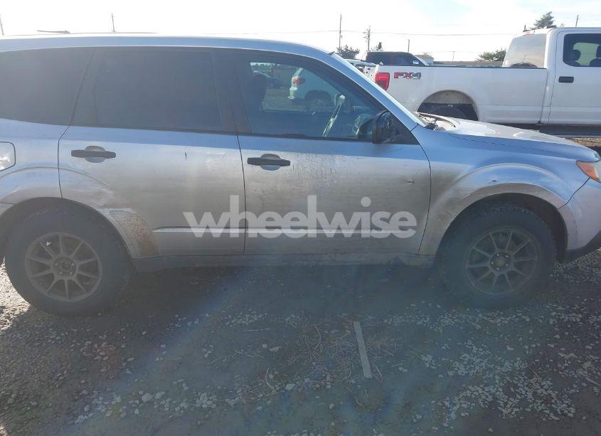 Photo 6 of 2012 Subaru Forester 2.5X (VIN JF2SHBAC9CH425553)