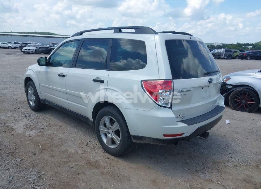 Photo 3 of 2012 Subaru Forester 2.5X (VIN JF2SHBBC0CH425133)