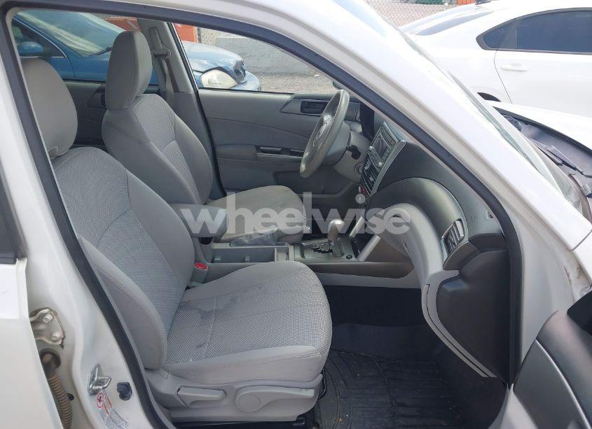 Photo 5 of 2012 Subaru Forester 2.5X (VIN JF2SHBBC0CH425133)