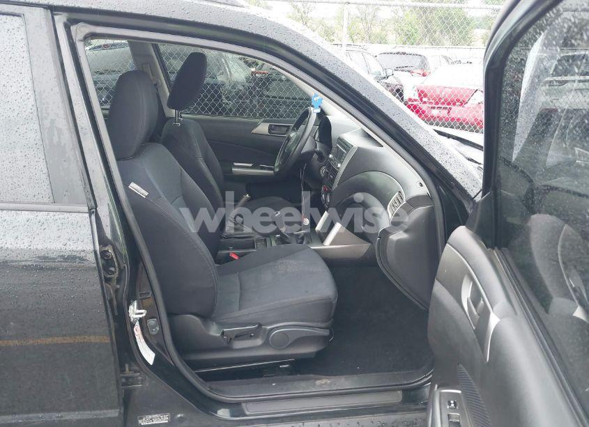 Photo 5 of 2012 Subaru Forester 2.5X (VIN JF2SHBBC1CG423512)