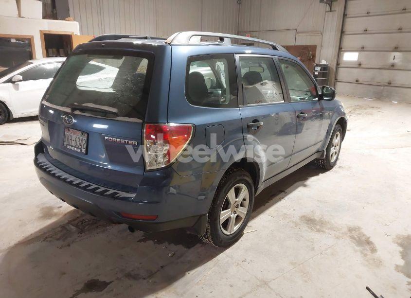 Photo 4 of 2012 Subaru Forester 2.5X (VIN JF2SHBBC1CH409216)