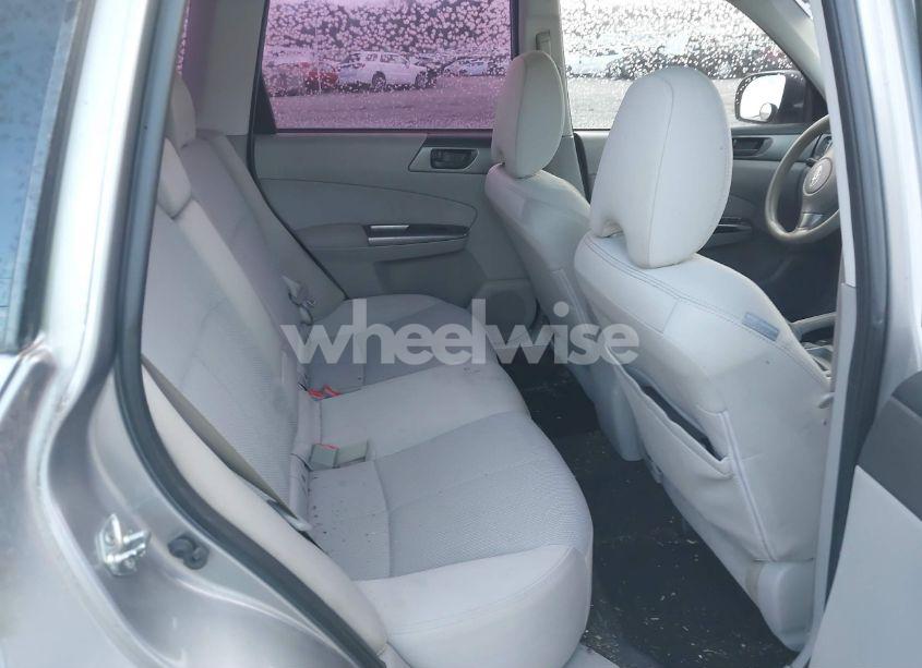 Photo 8 of 2011 Subaru Forester 2.5X (VIN JF2SHBBC2BH728400)
