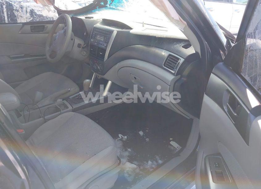 Photo 5 of 2012 Subaru Forester 2.5X (VIN JF2SHBBC2CH438692)