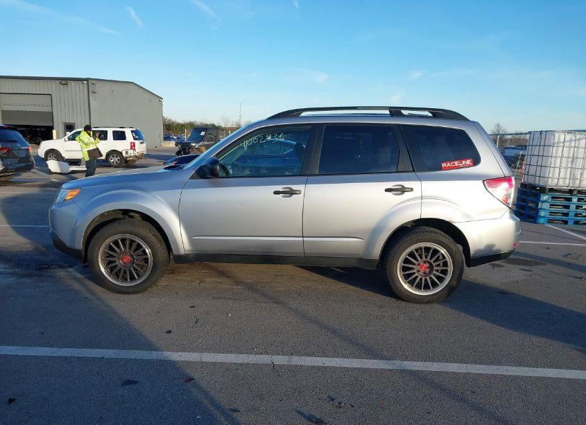 Photo 14 of 2012 Subaru Forester 2.5X (VIN JF2SHBBC3CG457855)