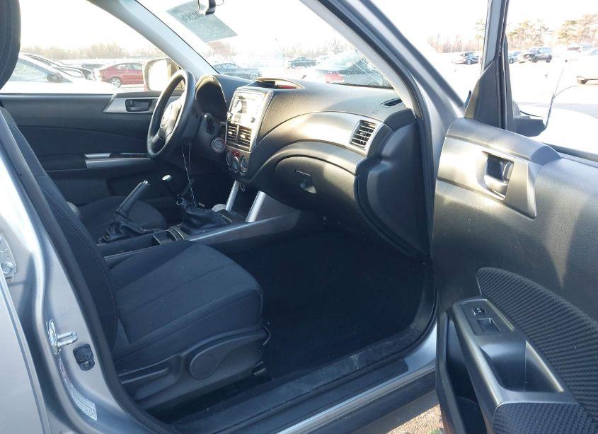 Photo 5 of 2012 Subaru Forester 2.5X (VIN JF2SHBBC3CG457855)