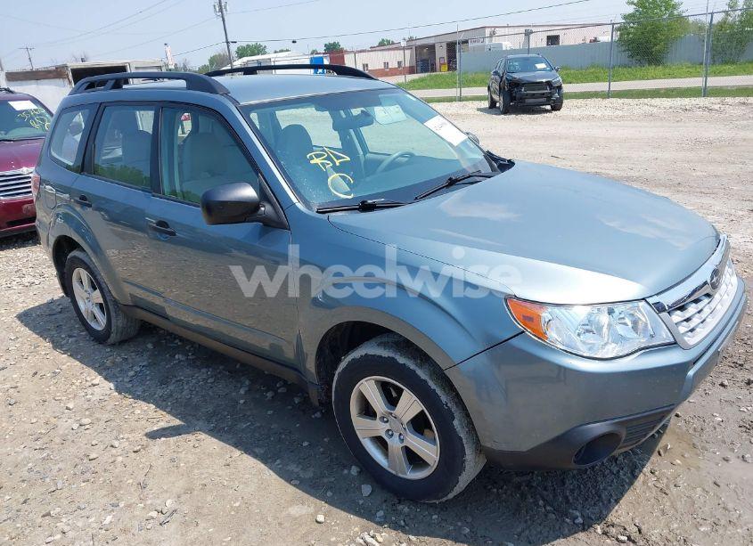 2012 Subaru Forester 2.5X (VIN JF2SHBBC3CH450656) main photo