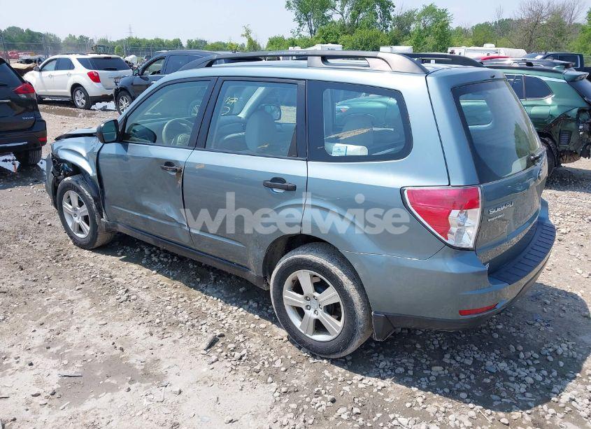 Photo 3 of 2012 Subaru Forester 2.5X (VIN JF2SHBBC3CH450656)