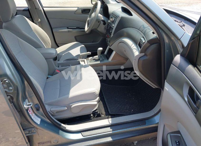 Photo 5 of 2012 Subaru Forester 2.5X (VIN JF2SHBBC3CH450656)