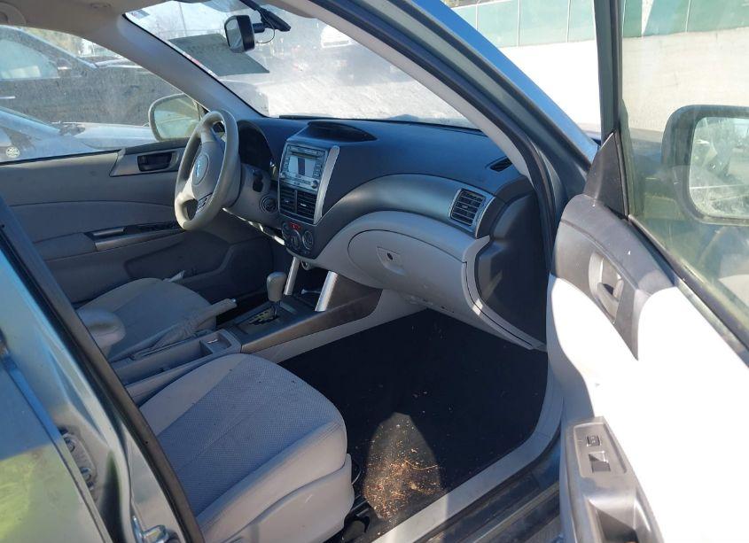 Photo 5 of 2011 Subaru Forester 2.5X (VIN JF2SHBBC4BH773144)