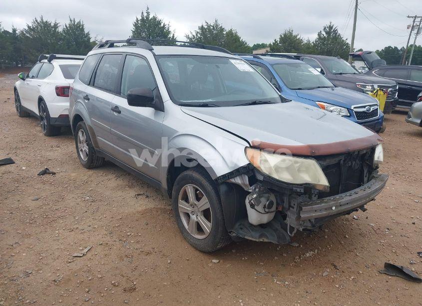 2012 Subaru Forester 2.5X (VIN JF2SHBBC4CH405595) main photo