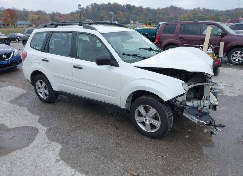 2012 Subaru Forester 2.5X (VIN JF2SHBBC4CH409498) main photo