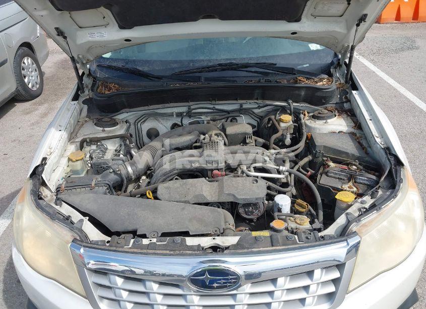 Photo 10 of 2012 Subaru Forester 2.5X (VIN JF2SHBBC5CH437567)