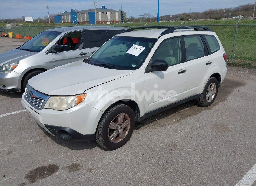 Photo 2 of 2012 Subaru Forester 2.5X (VIN JF2SHBBC5CH437567)