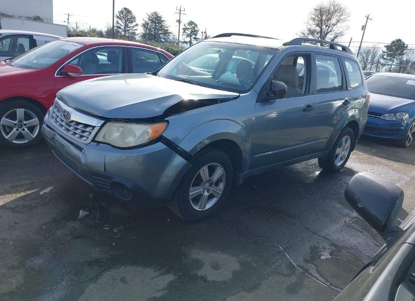 Photo 2 of 2011 Subaru Forester 2.5X (VIN JF2SHBBC6BH728660)