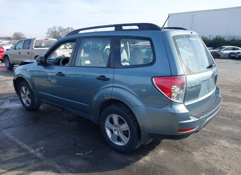Photo 3 of 2011 Subaru Forester 2.5X (VIN JF2SHBBC6BH728660)