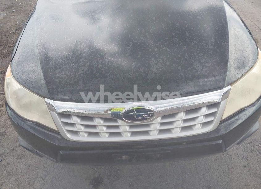 Photo 6 of 2012 Subaru Forester 2.5X (VIN JF2SHBBC6CG433243)