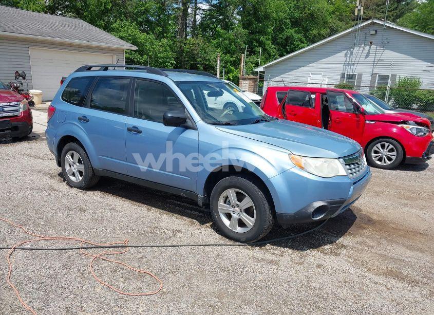 2011 Subaru Forester 2.5X (VIN JF2SHBBC7BH761876) main photo