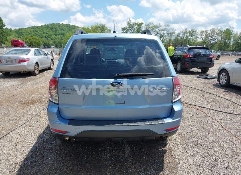 Photo 16 of 2011 Subaru Forester 2.5X (VIN JF2SHBBC7BH761876)