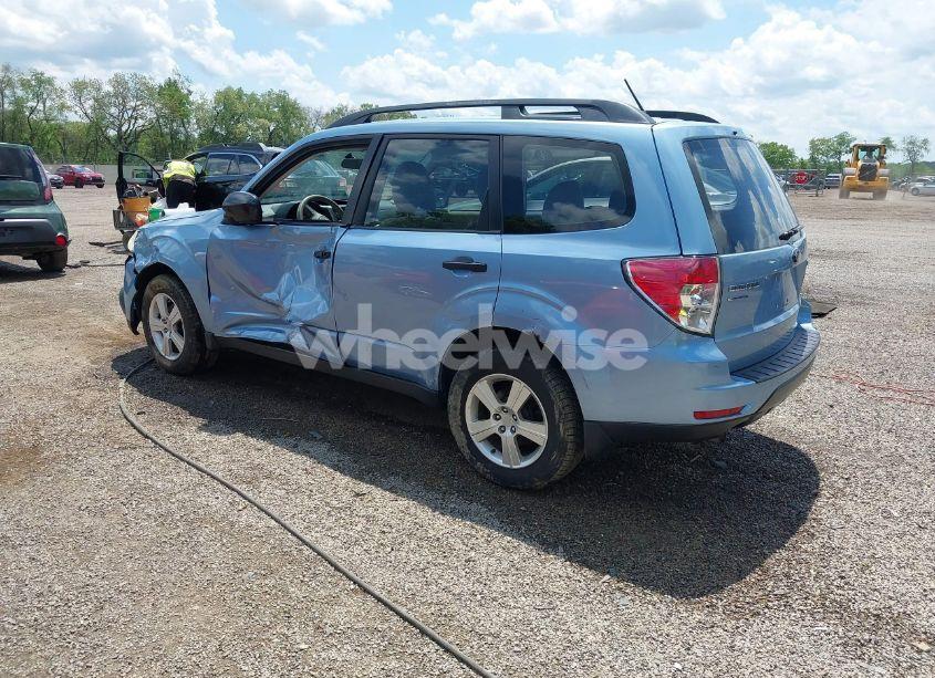 Photo 3 of 2011 Subaru Forester 2.5X (VIN JF2SHBBC7BH761876)