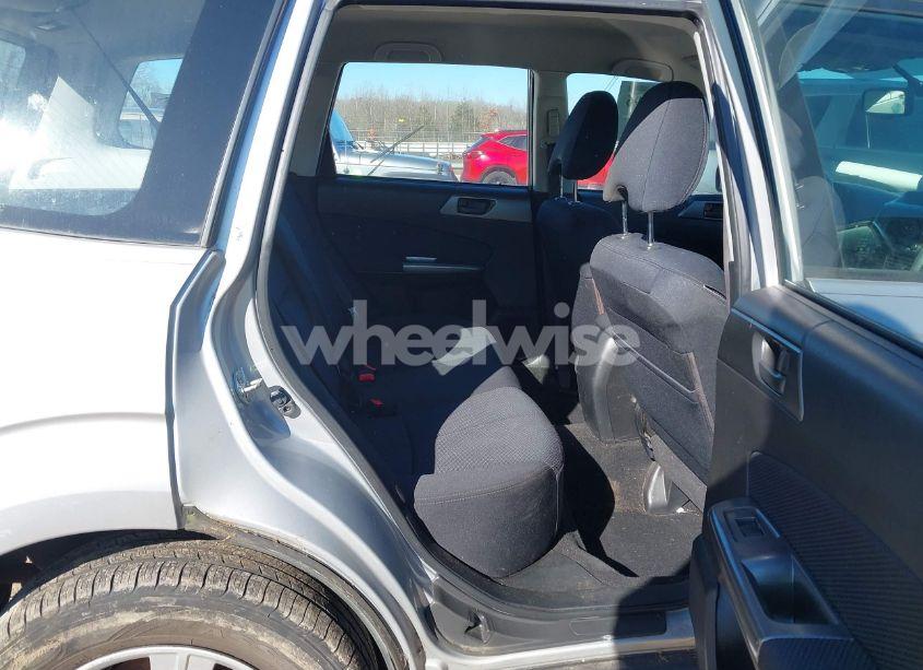 Photo 8 of 2011 Subaru Forester 2.5X (VIN JF2SHBBC8BH713898)