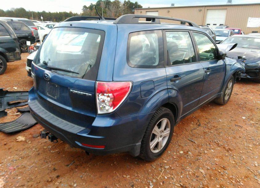 Photo 4 of 2012 Subaru Forester 2.5X (VIN JF2SHBBC8CH435067)