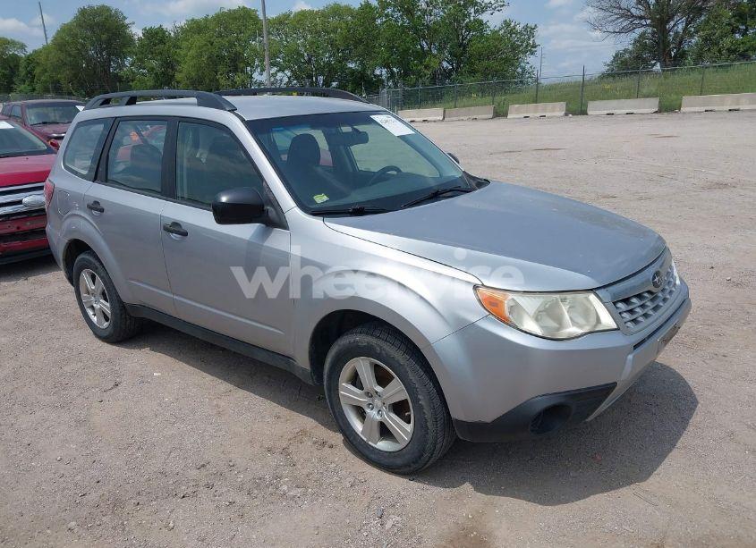 2012 Subaru Forester 2.5X (VIN JF2SHBBC8CH436736) main photo