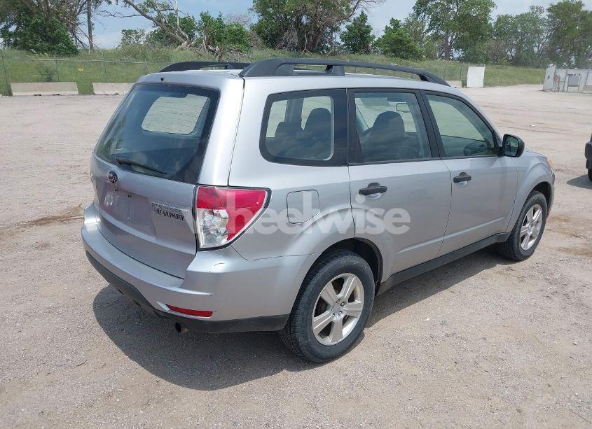 Photo 4 of 2012 Subaru Forester 2.5X (VIN JF2SHBBC8CH436736)