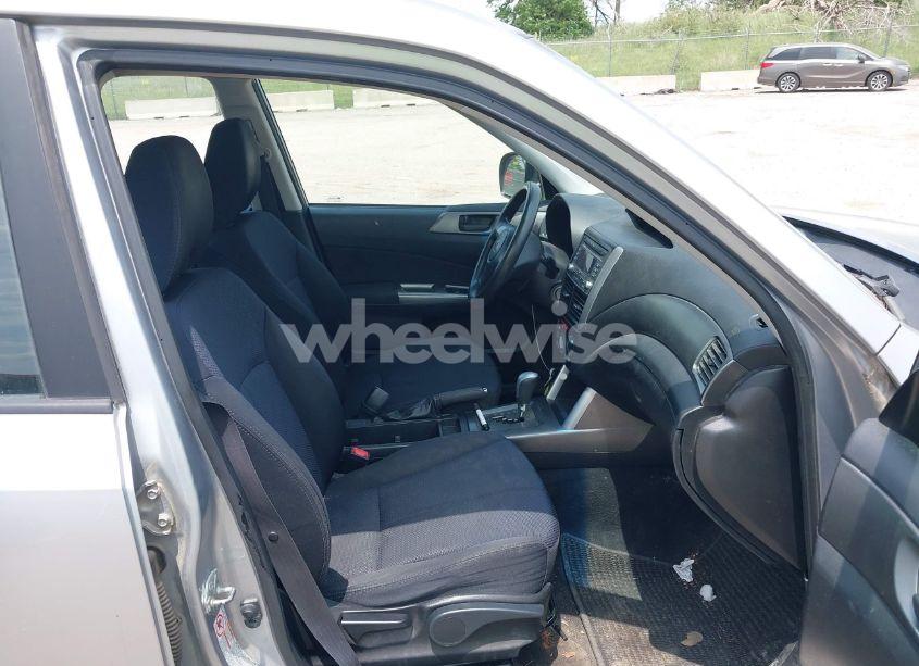 Photo 5 of 2012 Subaru Forester 2.5X (VIN JF2SHBBC8CH436736)