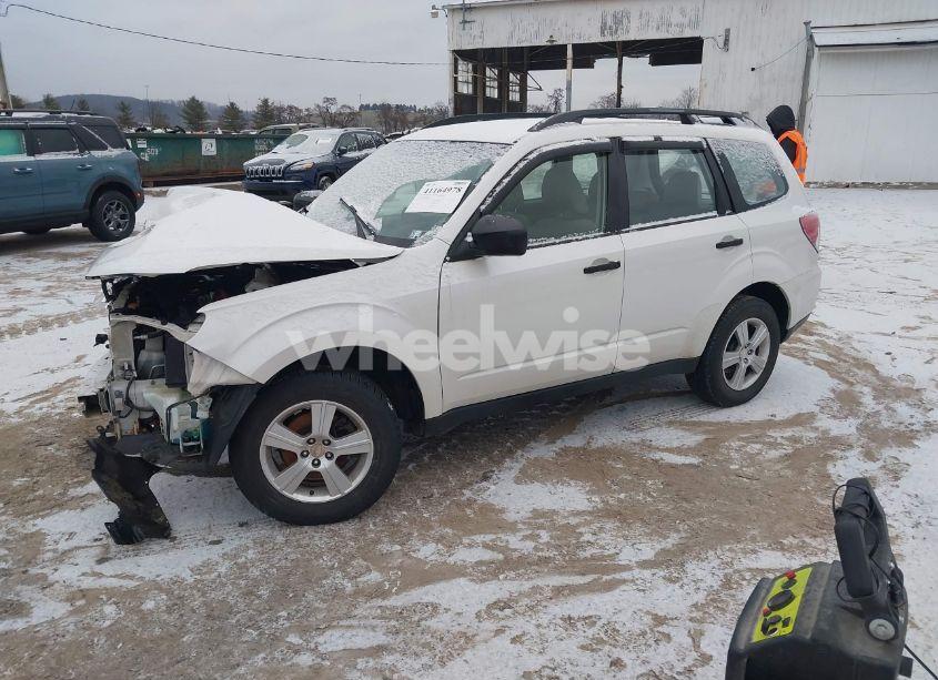 Photo 2 of 2012 Subaru Forester 2.5X (VIN JF2SHBBC9CH439211)
